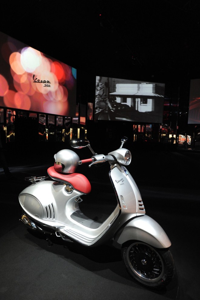 Vespa-946-Vogue-02