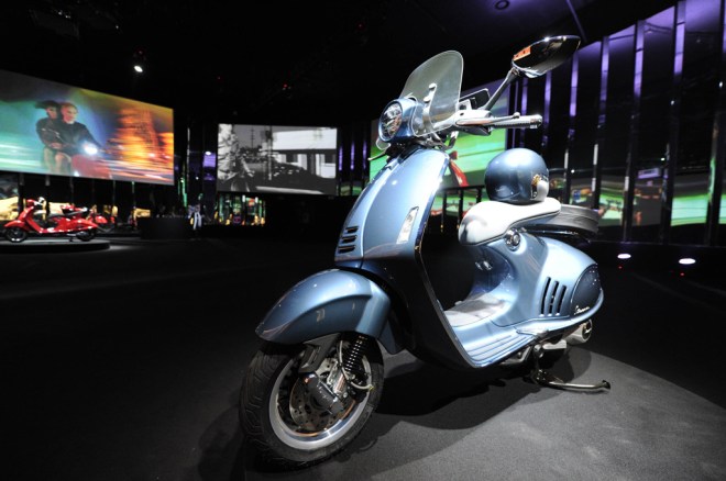 Vespa-946-Vogue-03