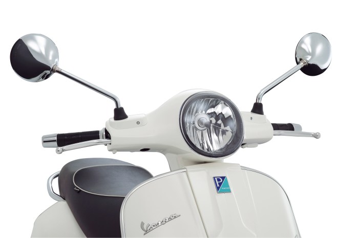 Vespa-GTS-Super-Detail-01