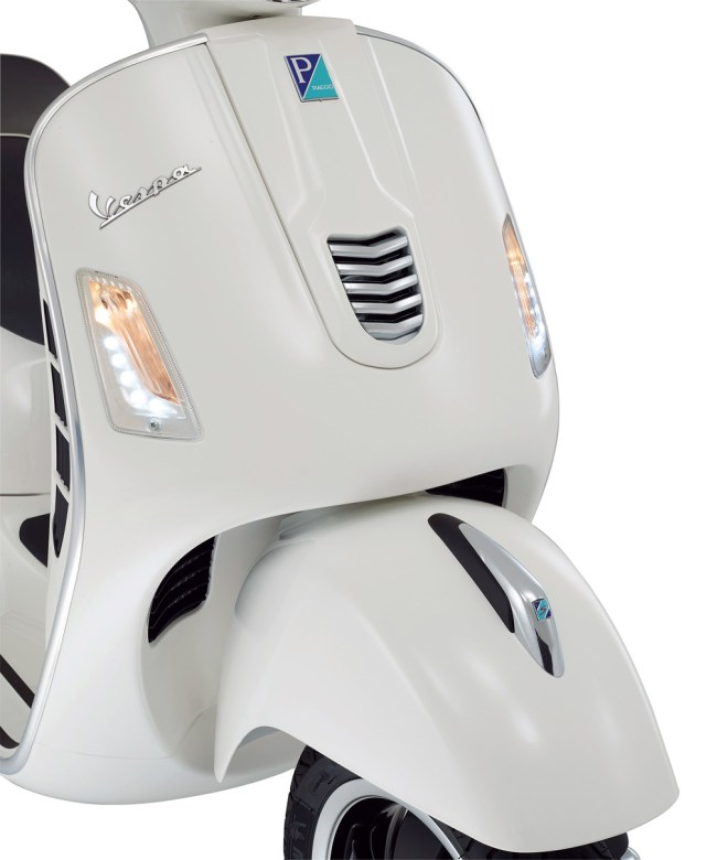 Vespa-GTS-Super-Detail-04