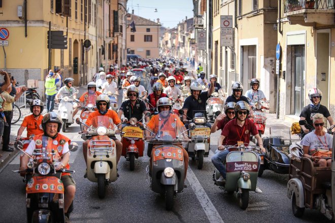 Vespa-World-Days-2015-First-Images_4