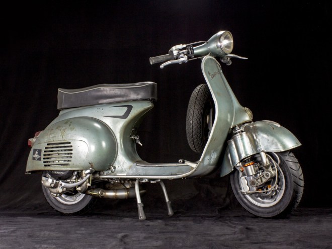 Vespa-Custom-VNA-125-01