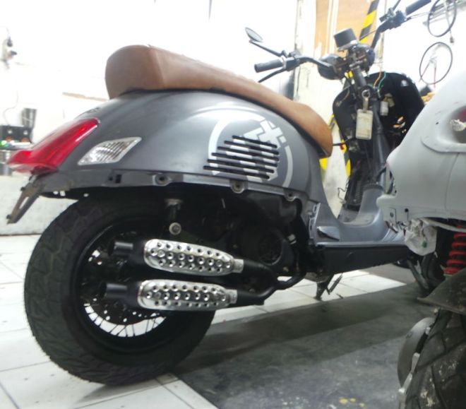 Vespa Scrambler 04